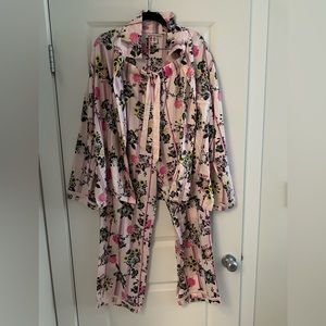 Victorias Secret Satin Pajama Set - XL